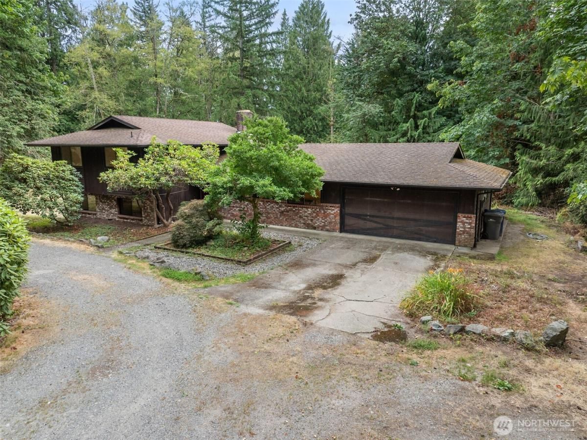 MLS #NWM2417570 image #0