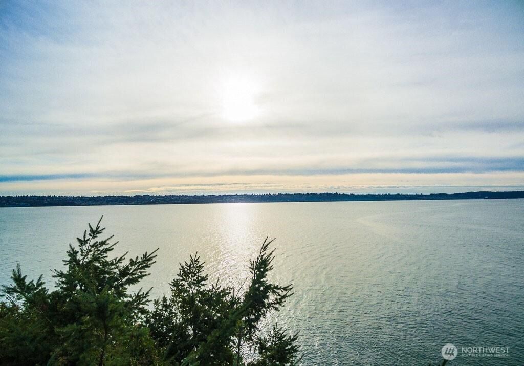 MLS #NWM2417584 image #0