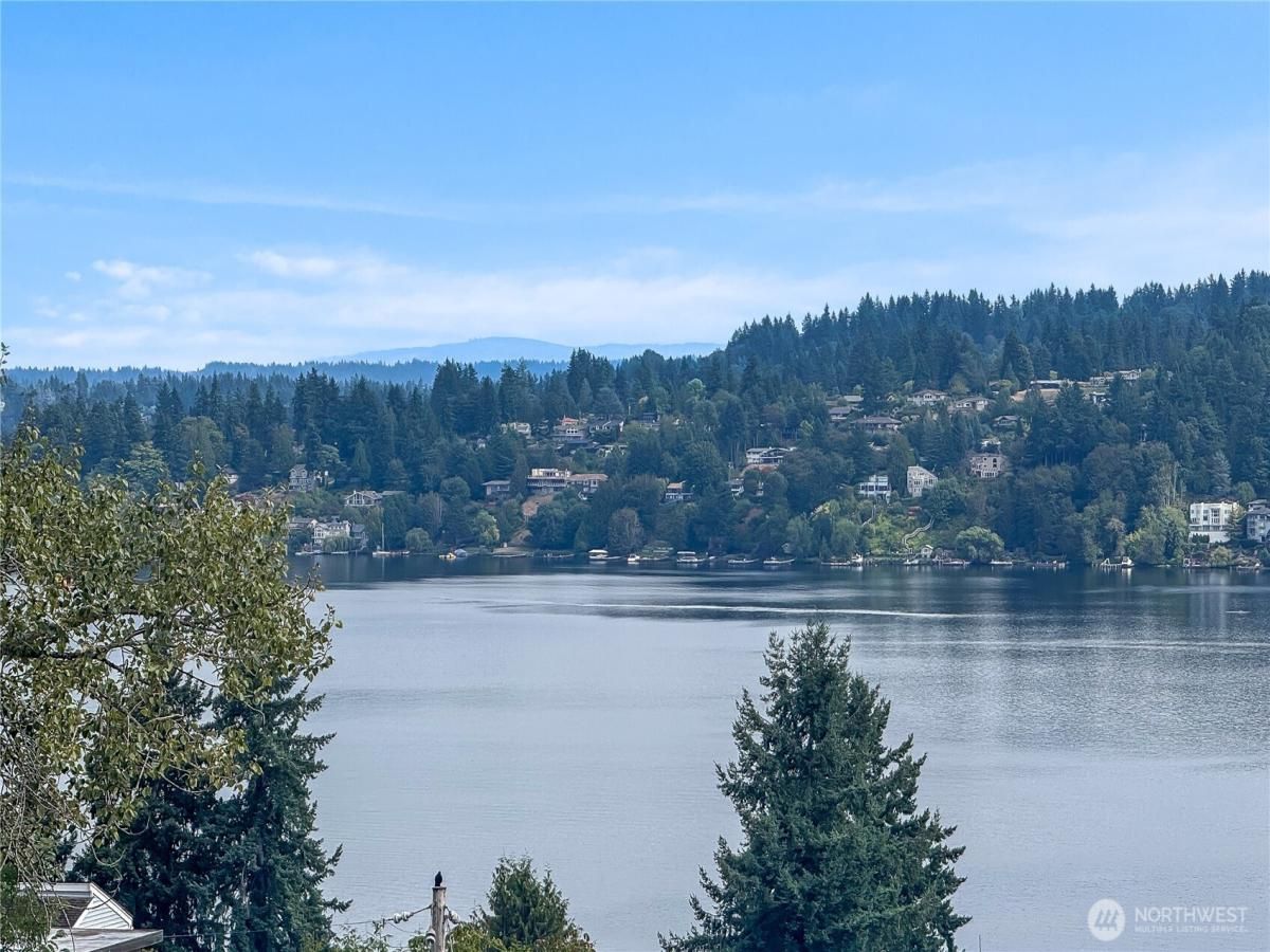 MLS #NWM2417650 image #0