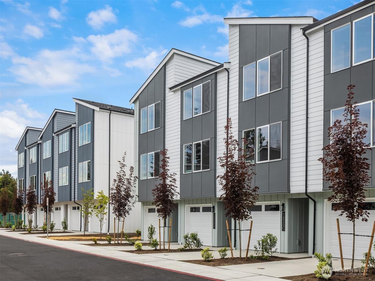 MLS #NWM2417880 image #0