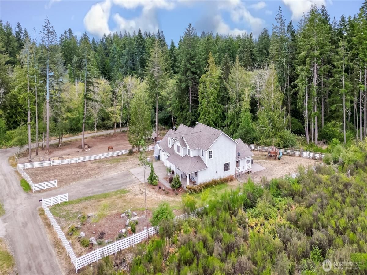 MLS #NWM2418060 image #0