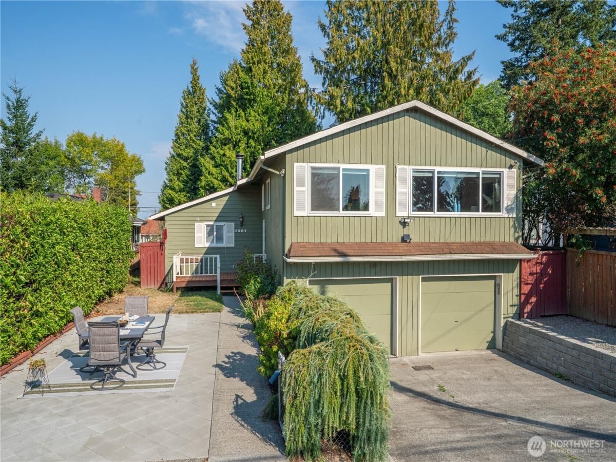 MLS #NWM2418165 image #0