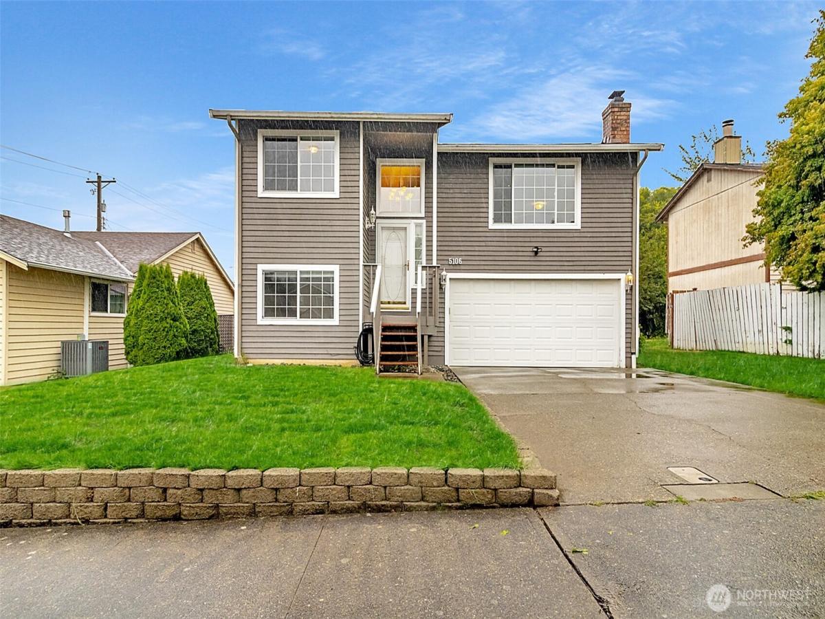 MLS #NWM2418252 image #0