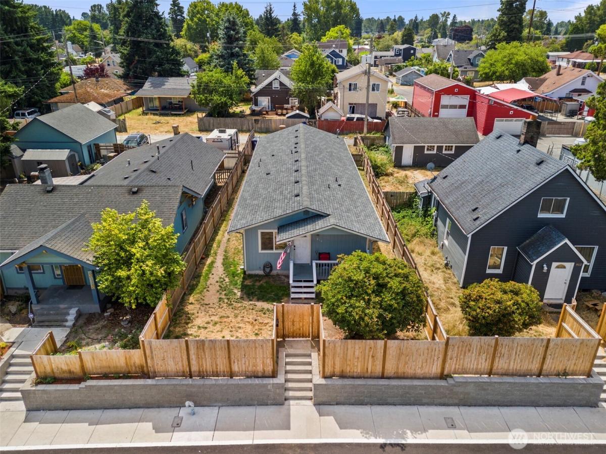 MLS #NWM2418341 image #0
