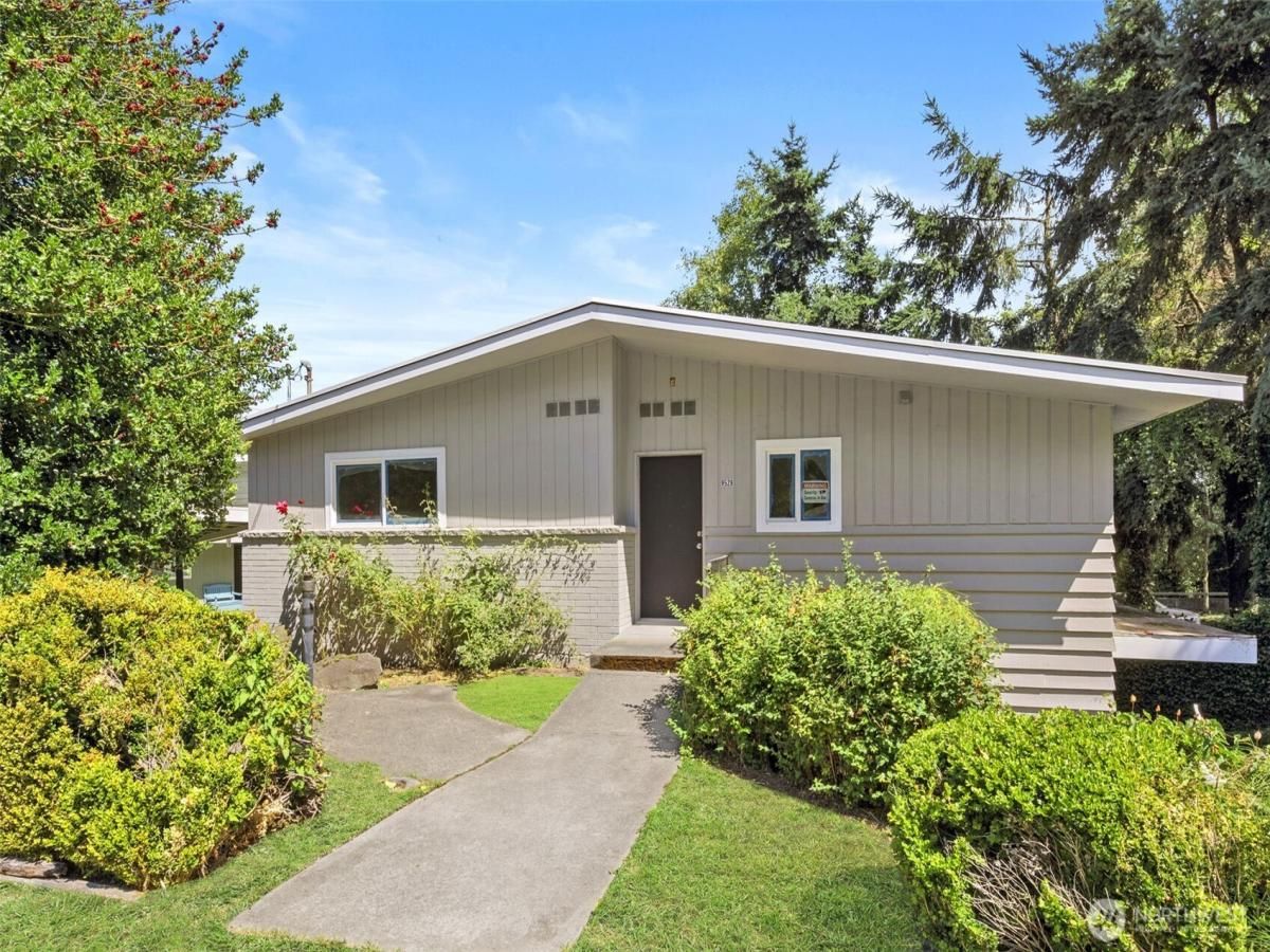 MLS #NWM2418505 image #0