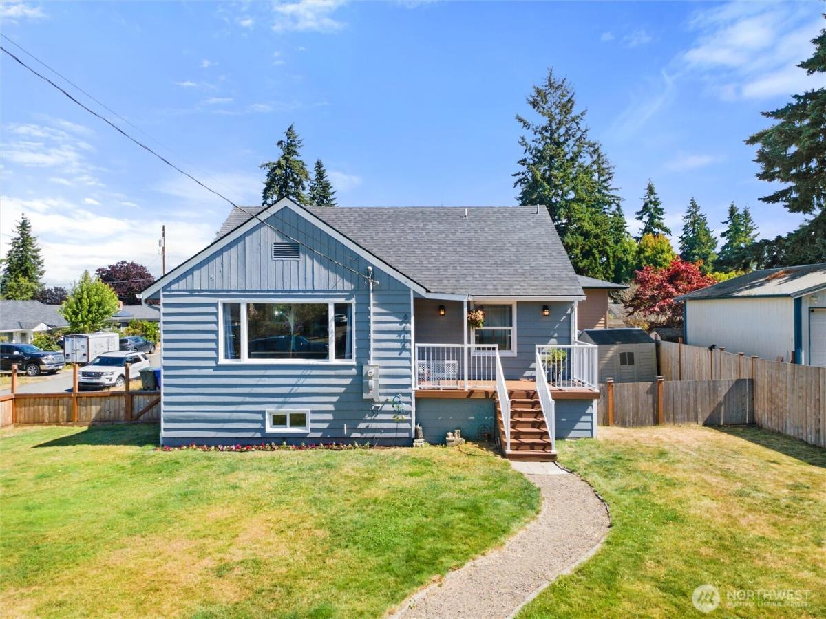 MLS #NWM2418601 image #0
