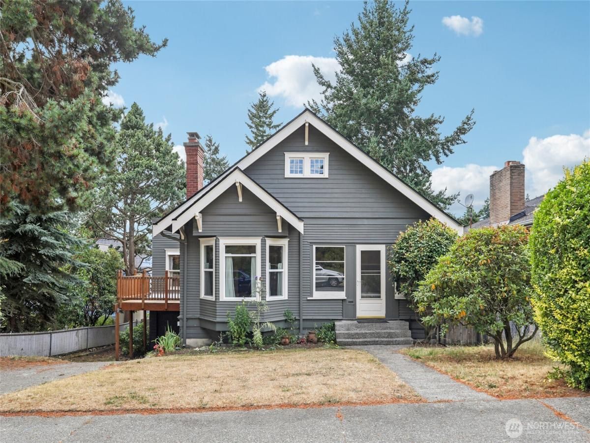 MLS #NWM2418603 image #0