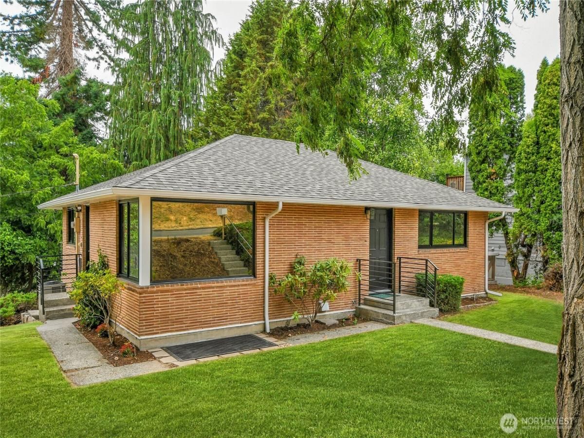 MLS #NWM2419095 image #0