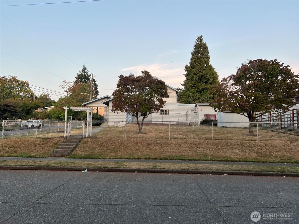 MLS #NWM2419601 image #0