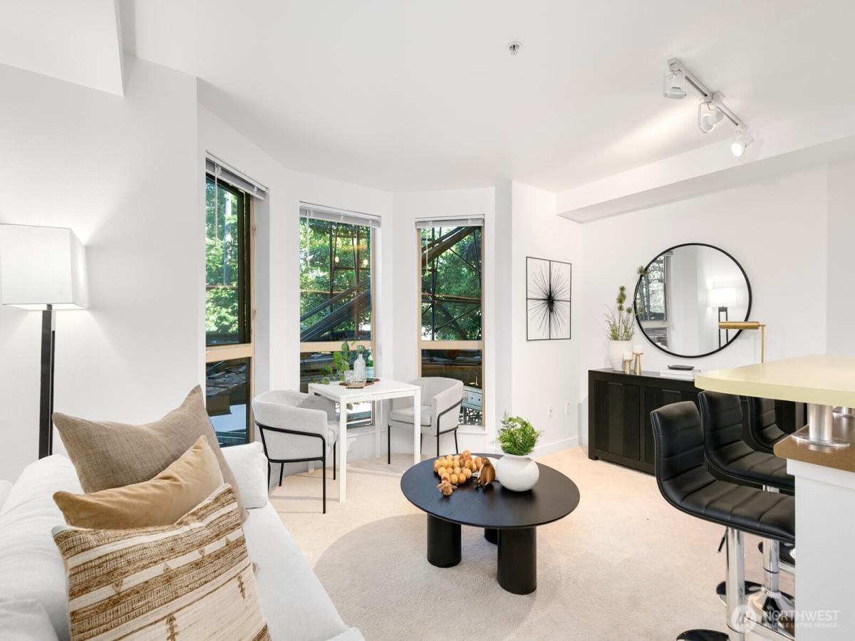 MLS #NWM2419704 image #0