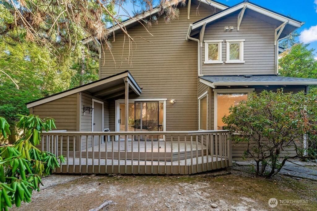 MLS #NWM2419786 image #0