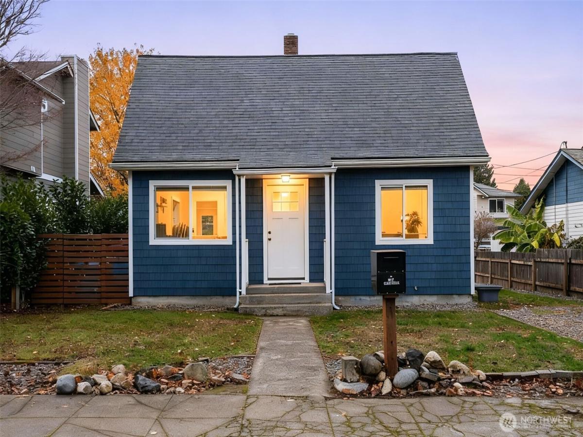 MLS #NWM2419839 image #0