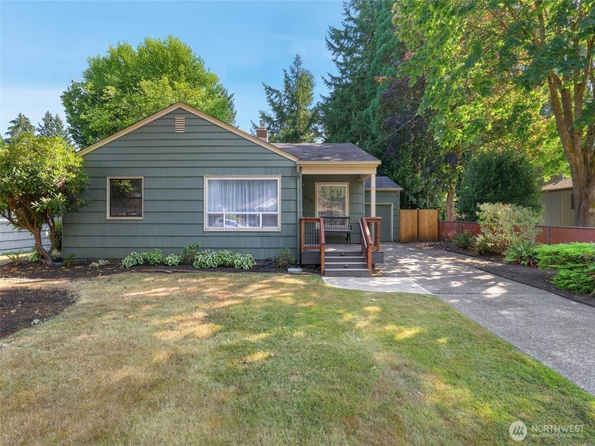 MLS #NWM2420031 image #0