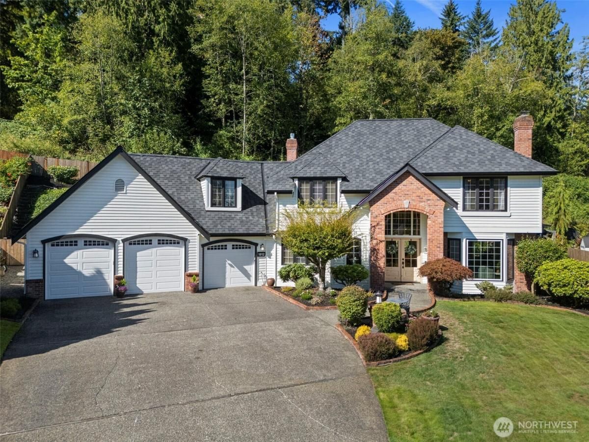 MLS #NWM2420233 image #0