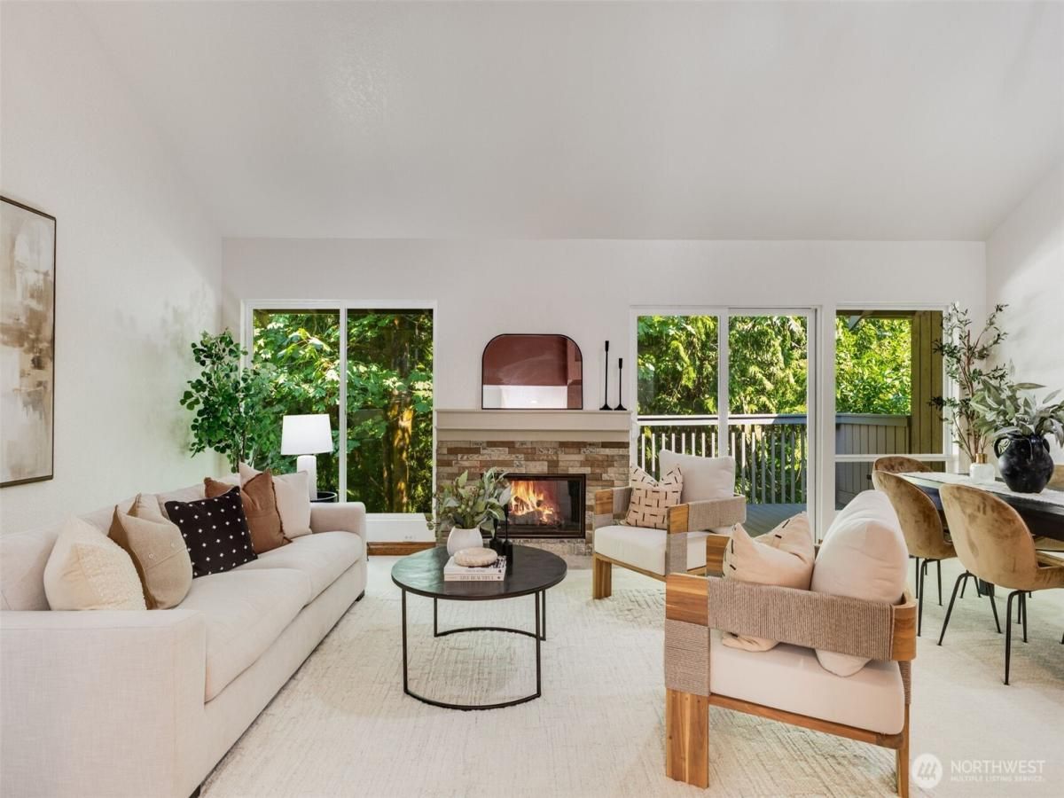 MLS #NWM2420300 image #0