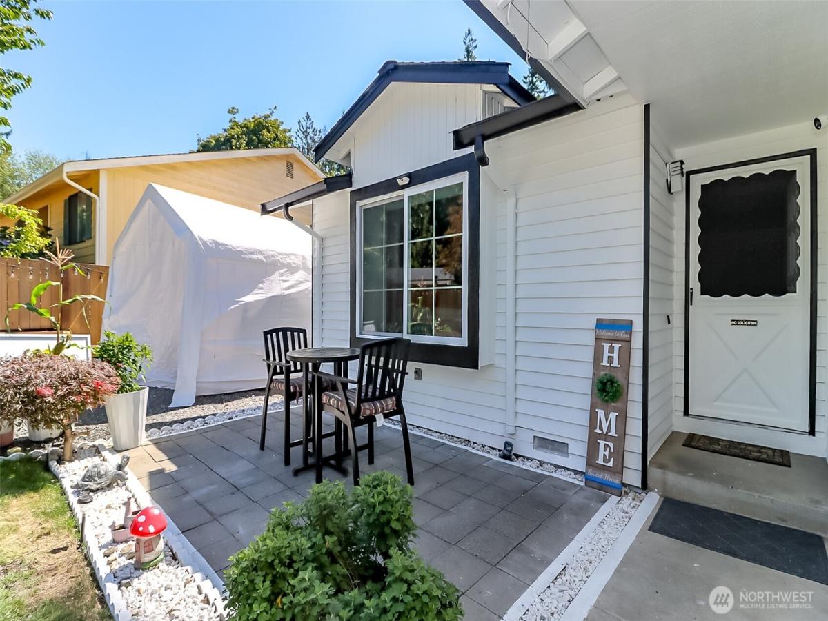 MLS #NWM2420649 image #0