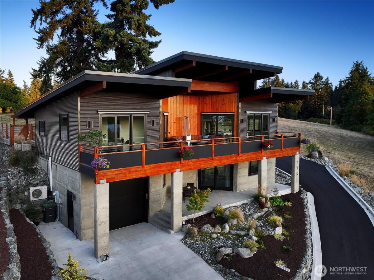 MLS #NWM2421034 image #0