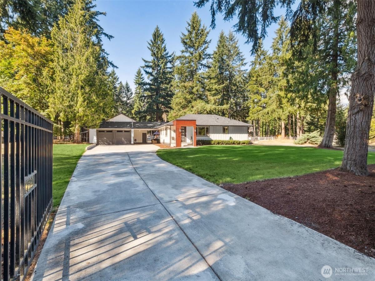 MLS #NWM2421186 image #0