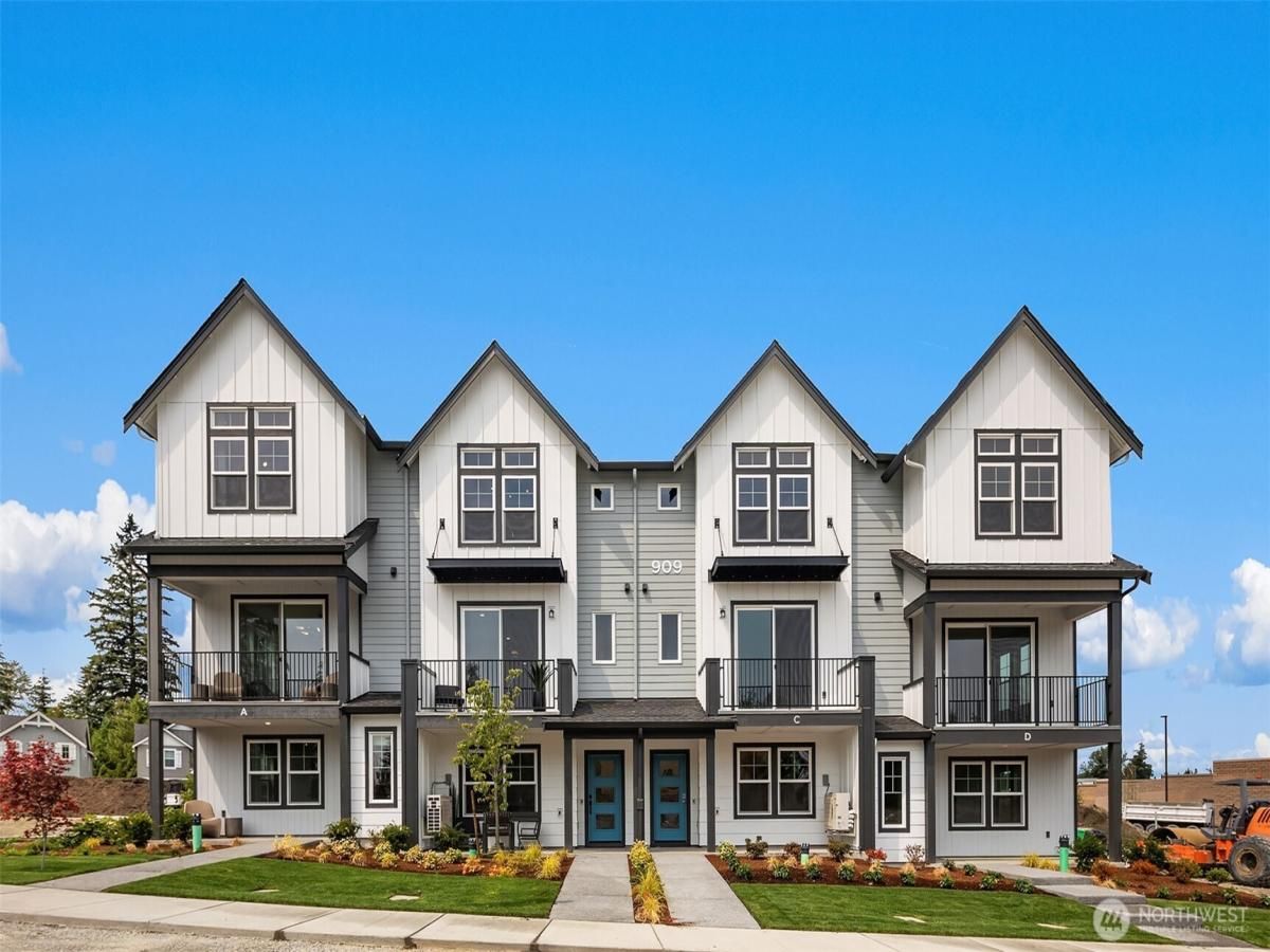 MLS #NWM2421195 image #0