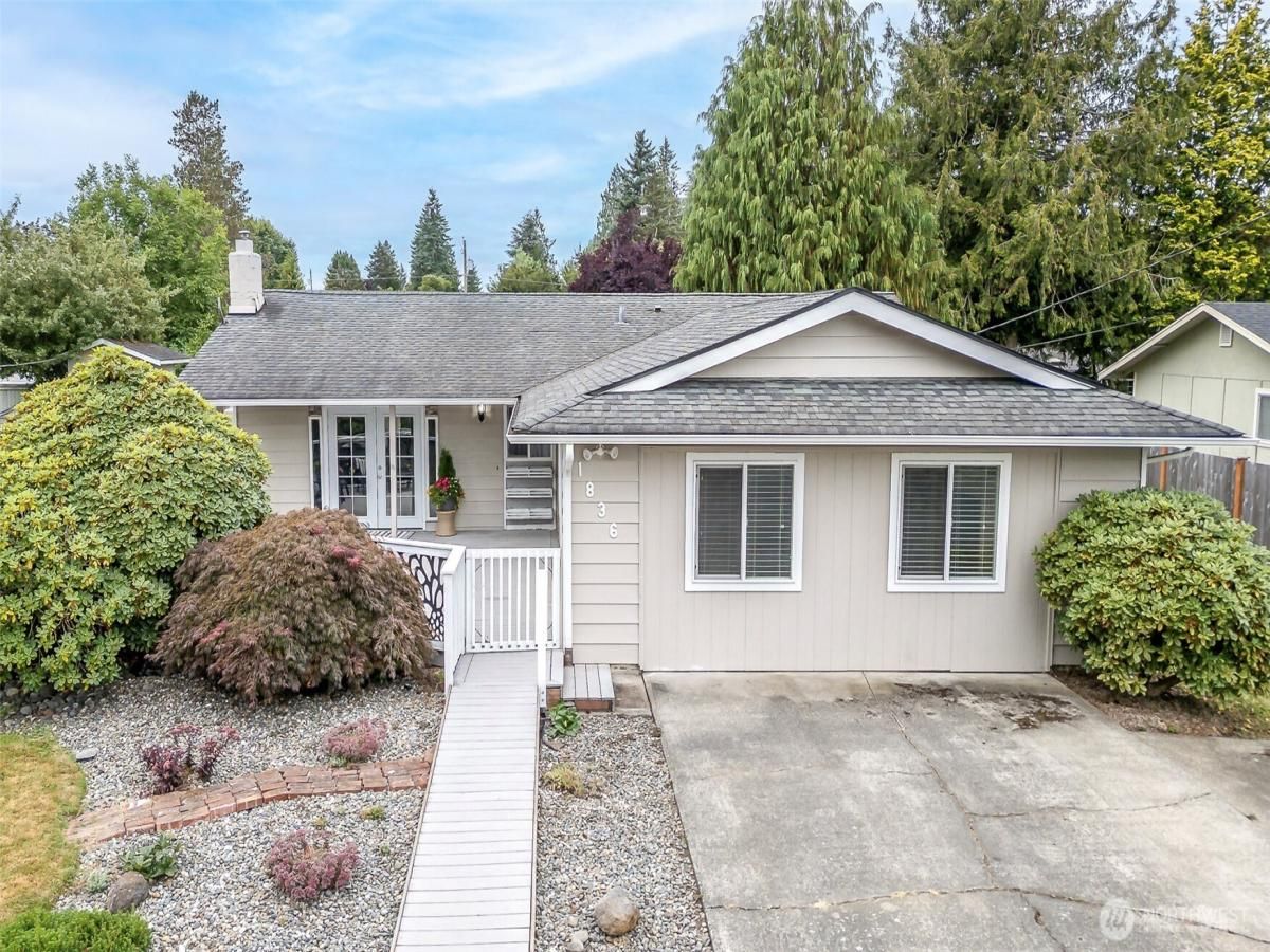 MLS #NWM2421199 image #0