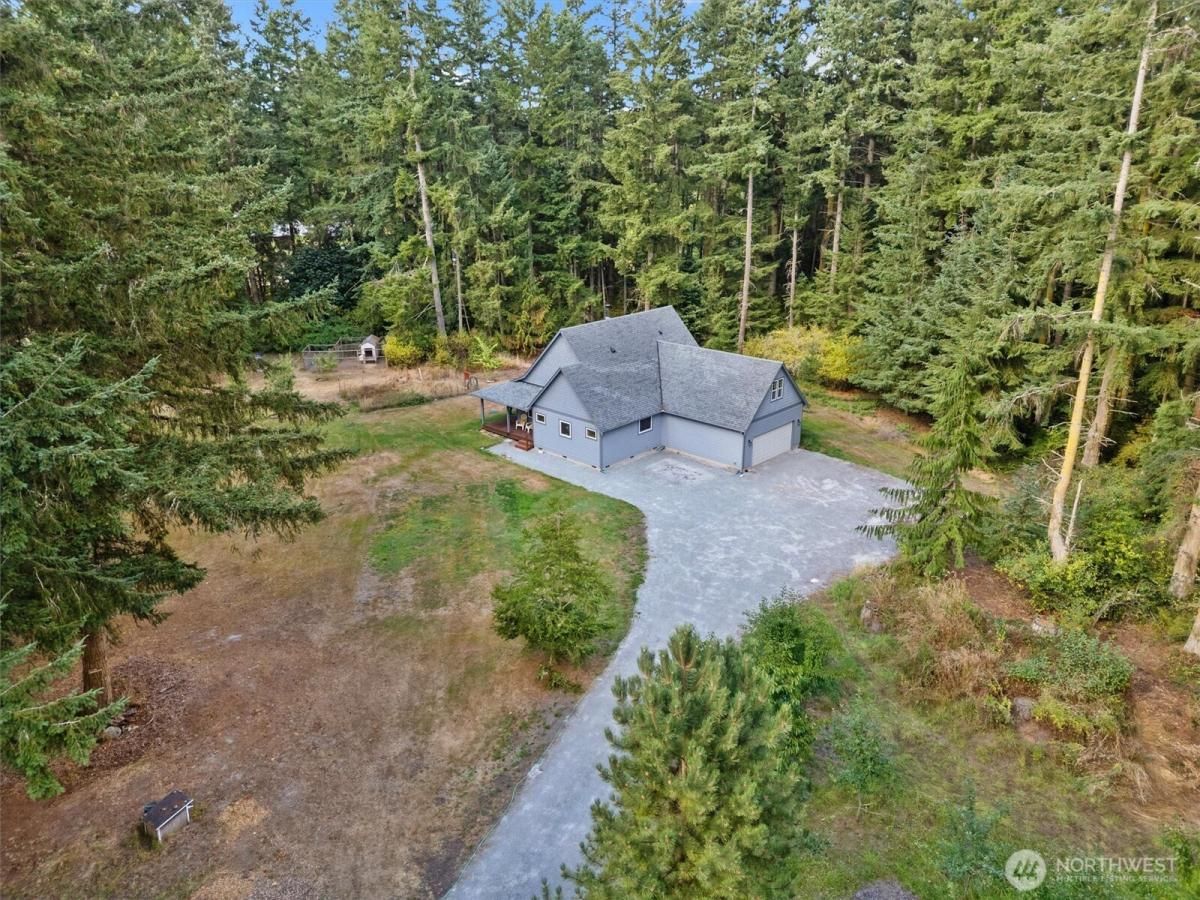 MLS #NWM2421207 image #0