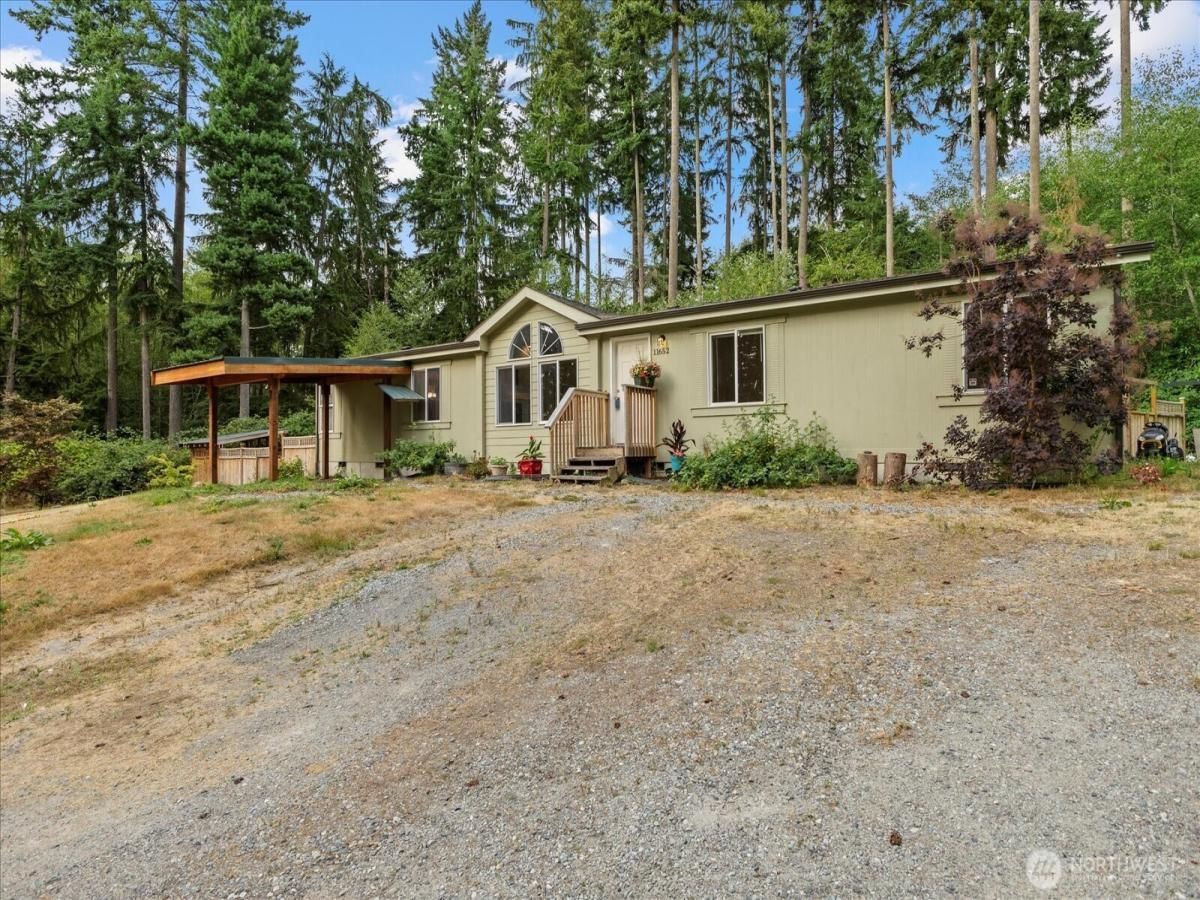 MLS #NWM2421464 image #0