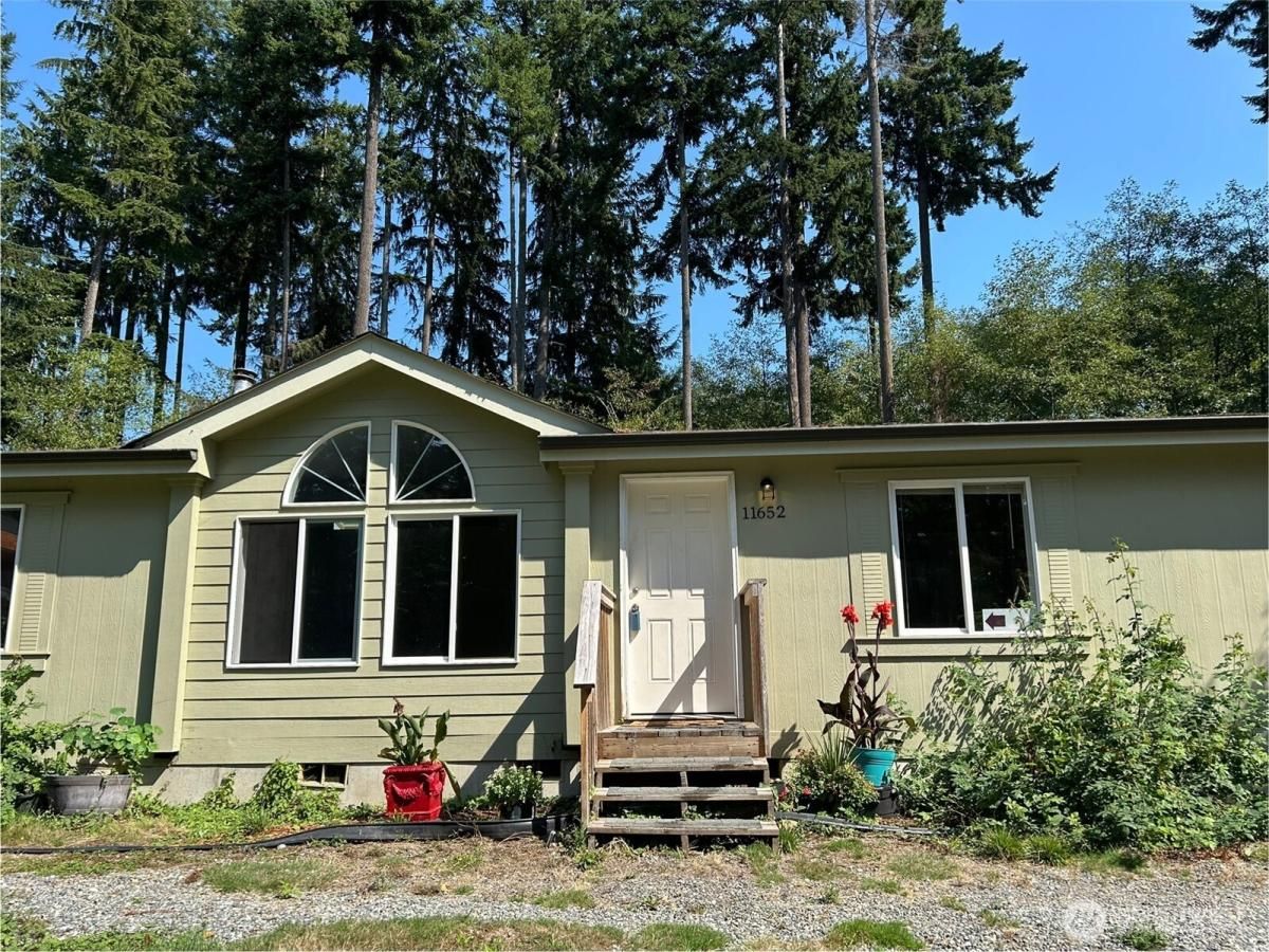 MLS #NWM2421464 image #0