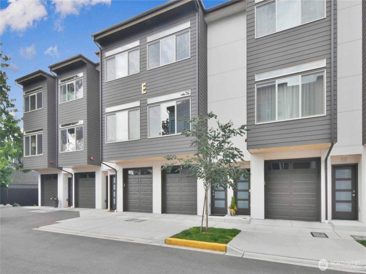 MLS #NWM2421829 image #0