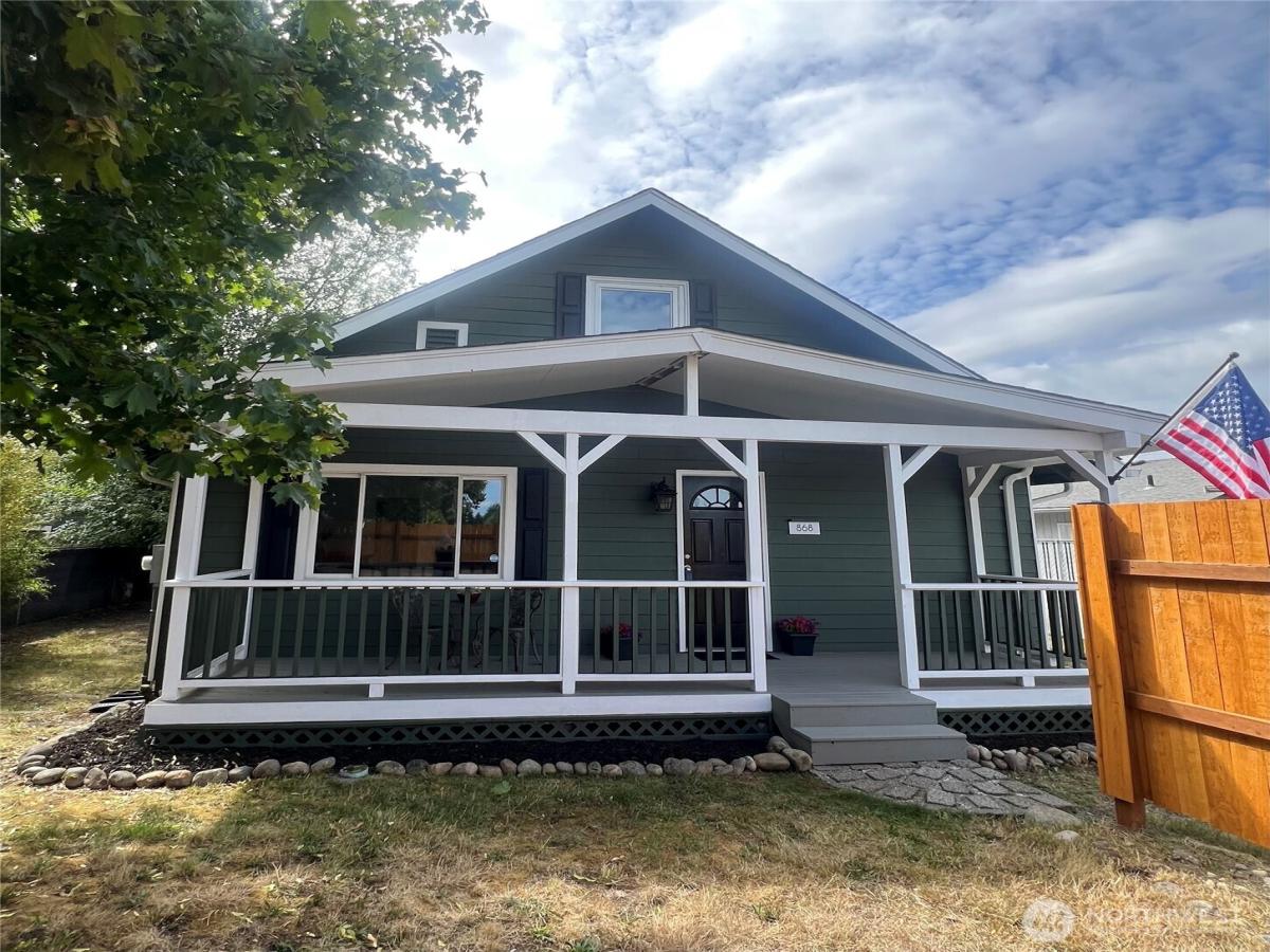 MLS #NWM2421993 image #0