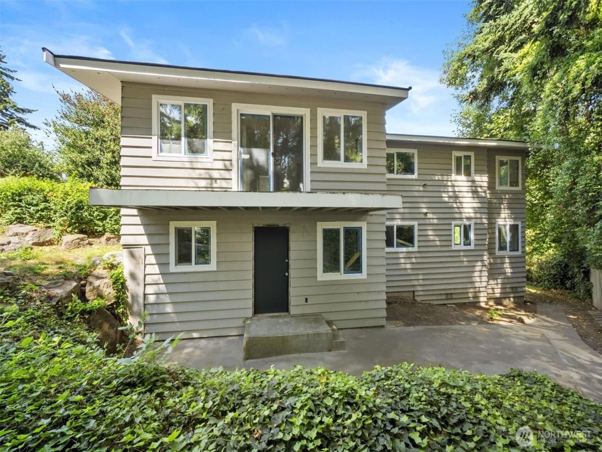 MLS #NWM2418505 image #0