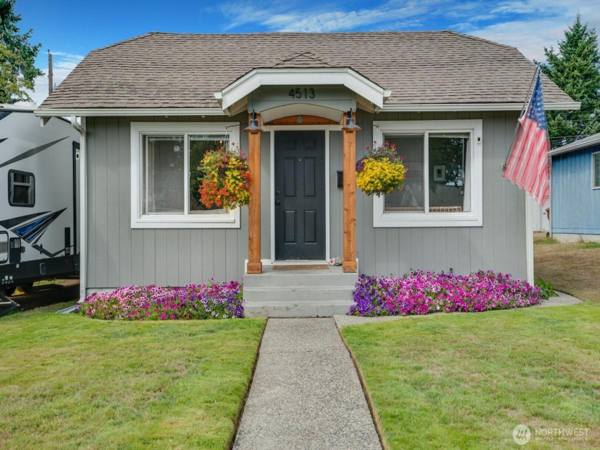 MLS #NWM2422025 image #0