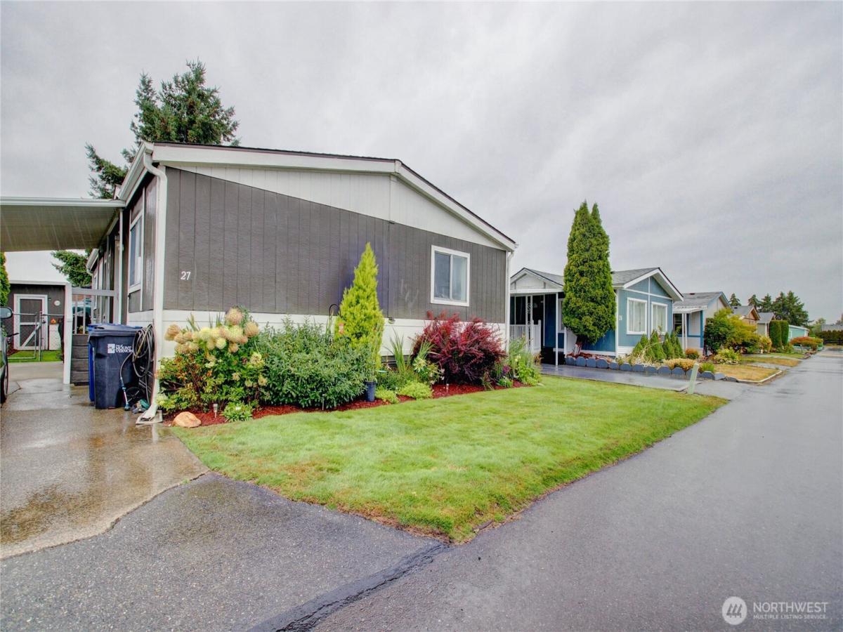MLS #NWM2422073 image #0