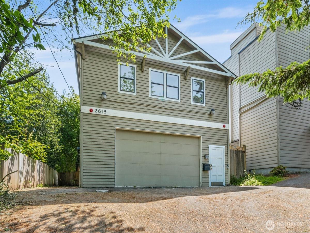 MLS #NWM2422167 image #0