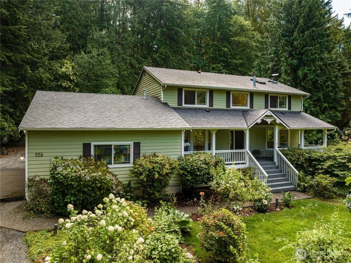 MLS #NWM2422336 image #0
