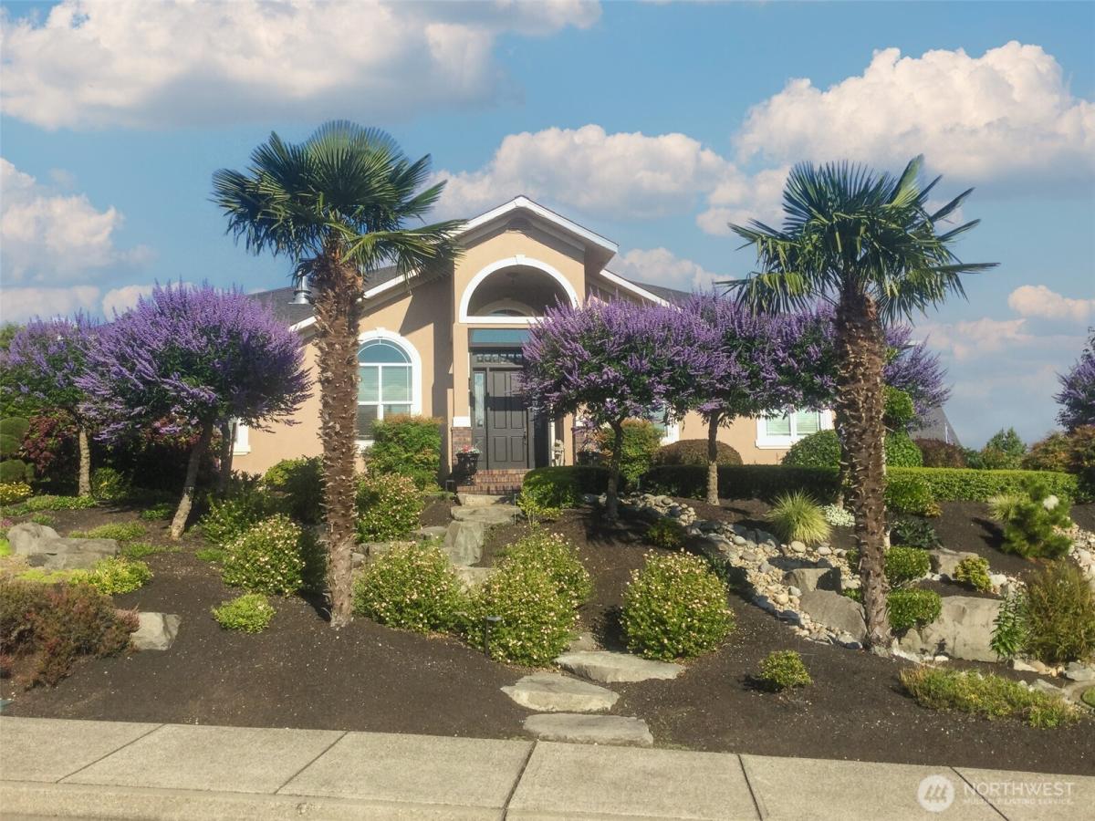 MLS #NWM2422530 image #0