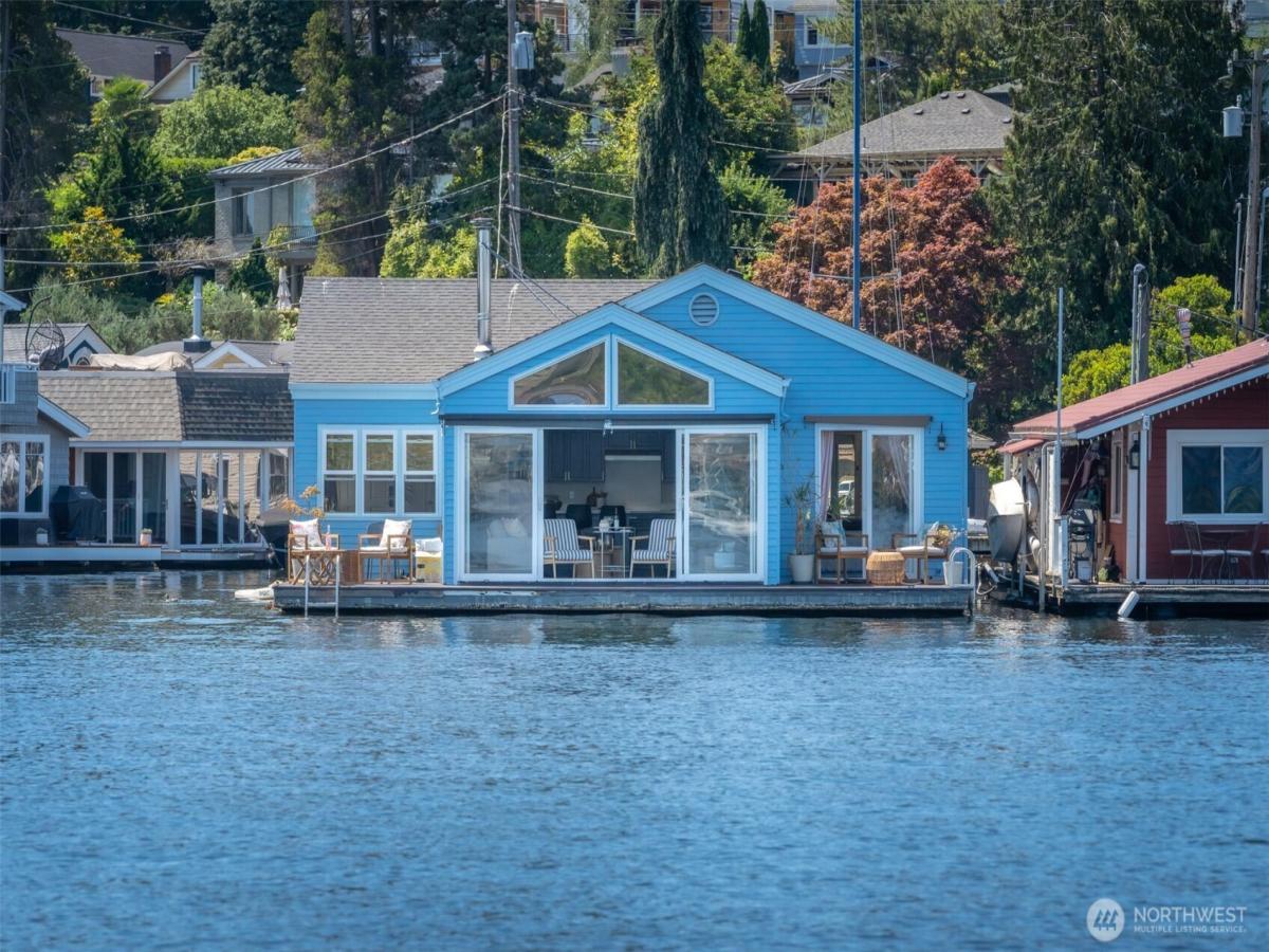 MLS #NWM2422689 image #0