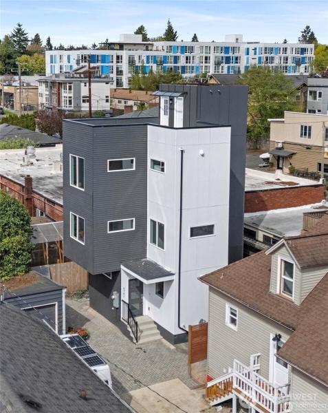 MLS #NWM2422754 image #0