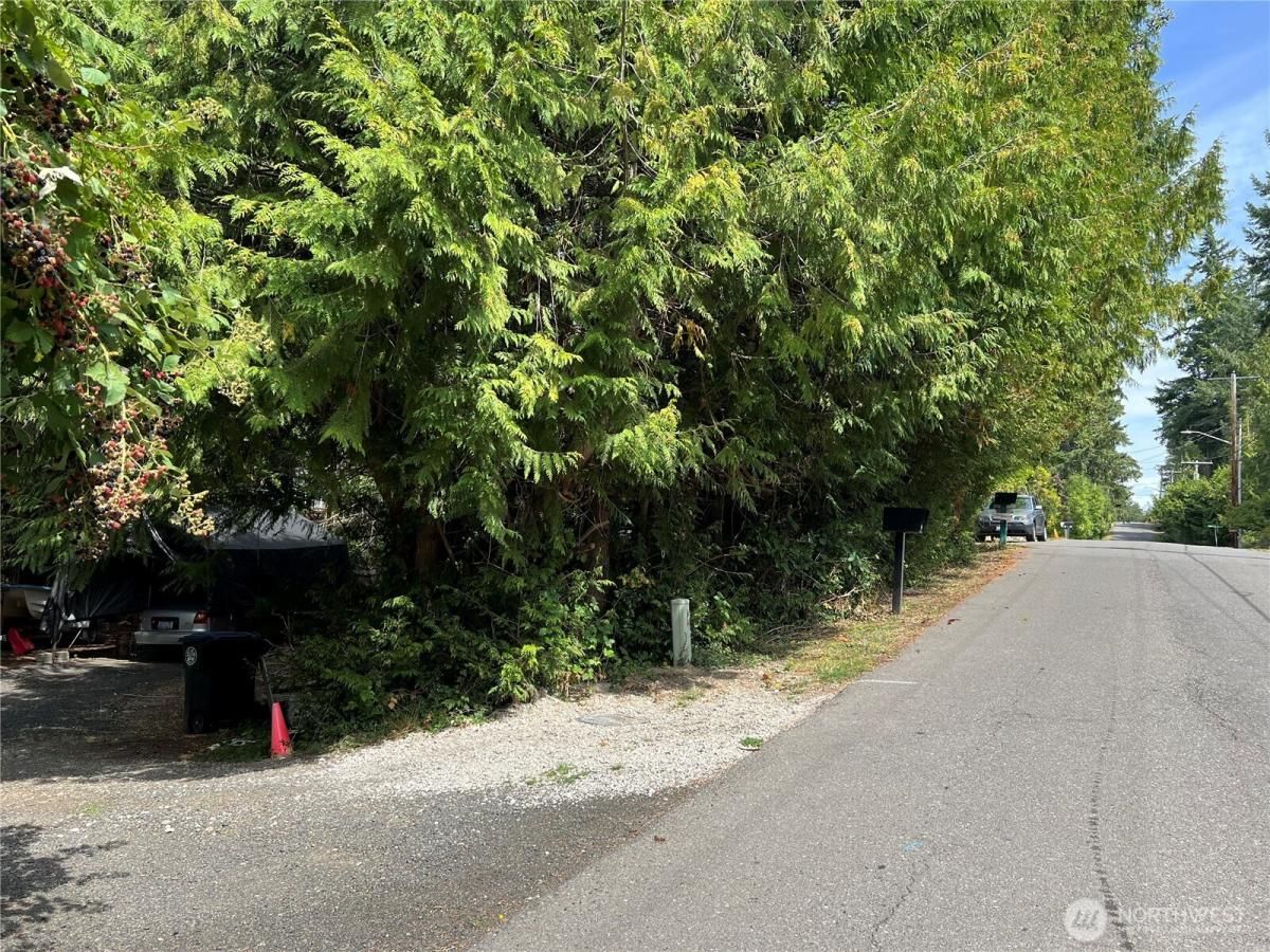 MLS #NWM2422817 image #0