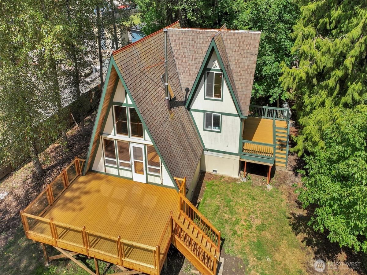 MLS #NWM2422975 image #0