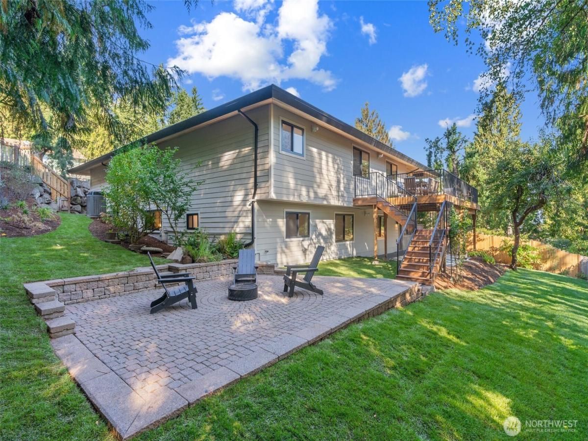 MLS #NWM2423086 image #0