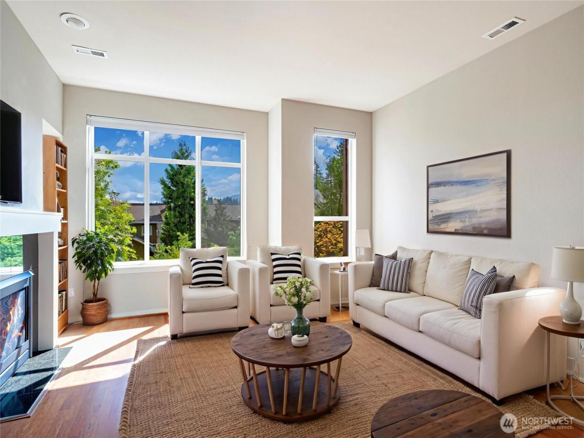 MLS #NWM2423120 image #0