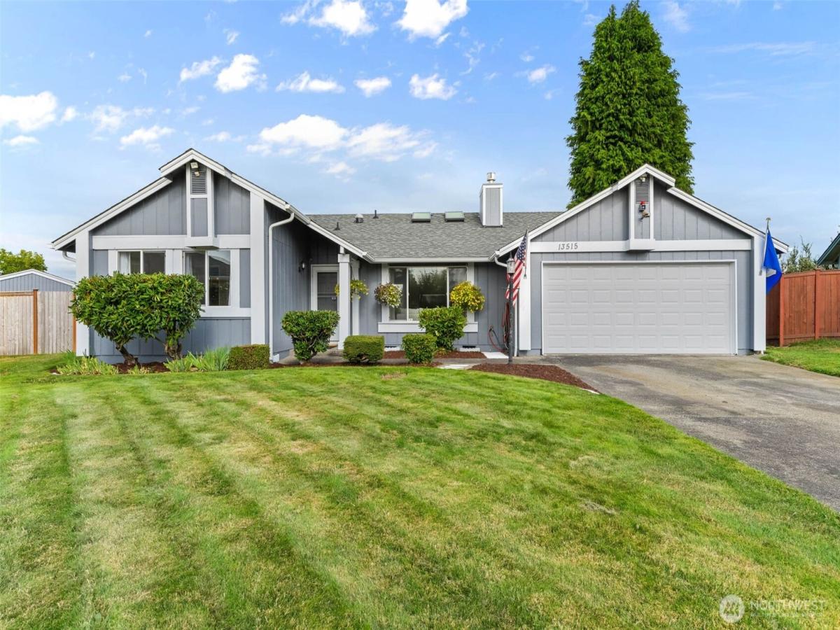 MLS #NWM2423358 image #0