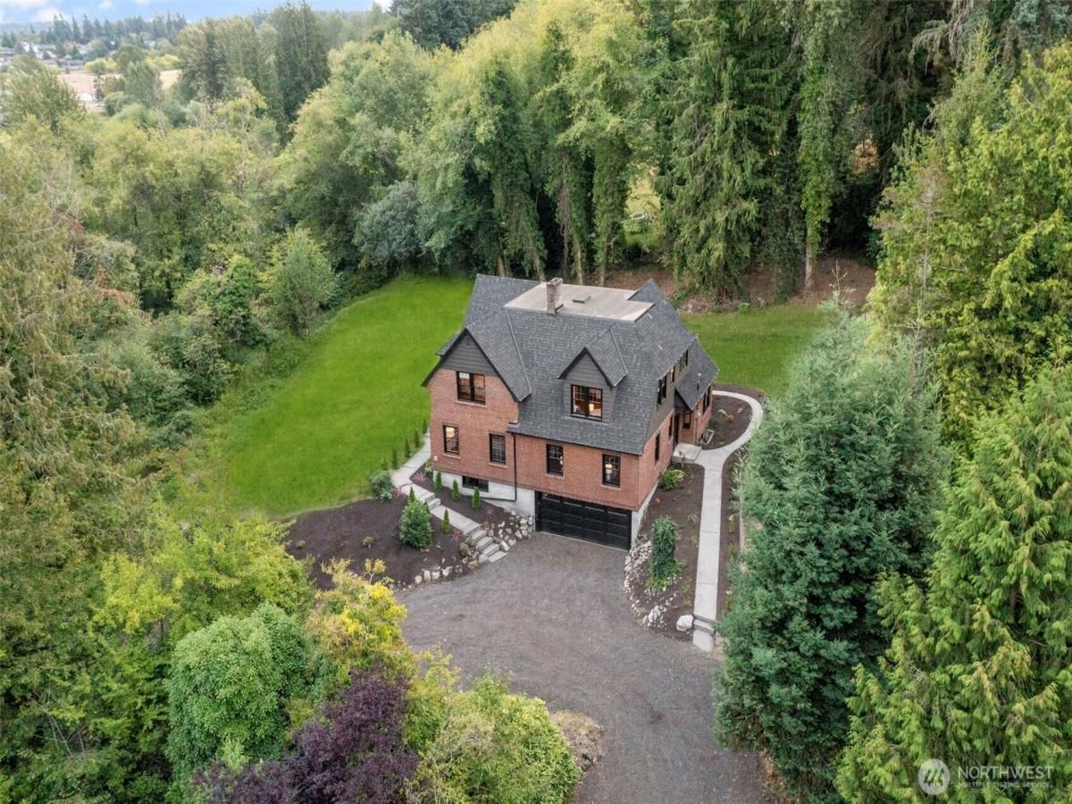 MLS #NWM2423485 image #0