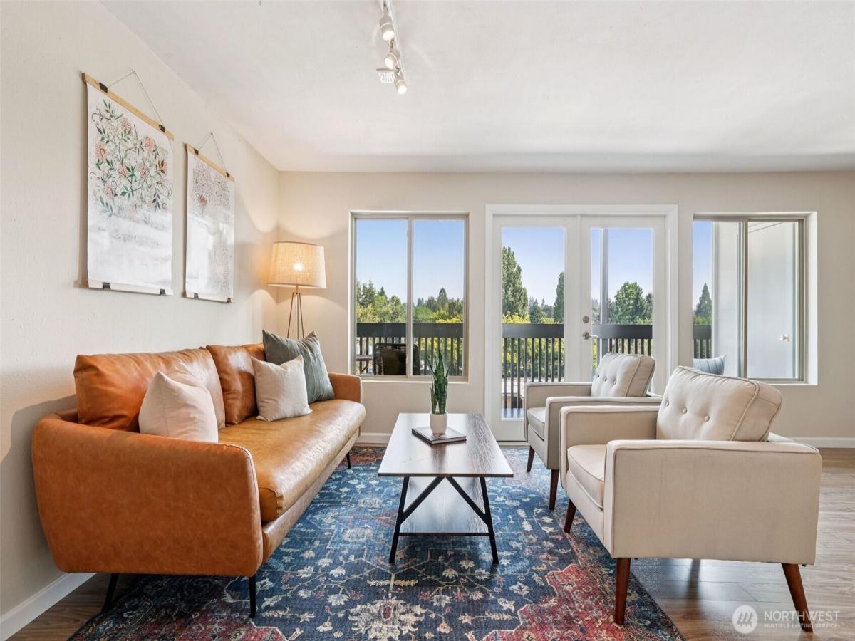 MLS #NWM2423581 image #0