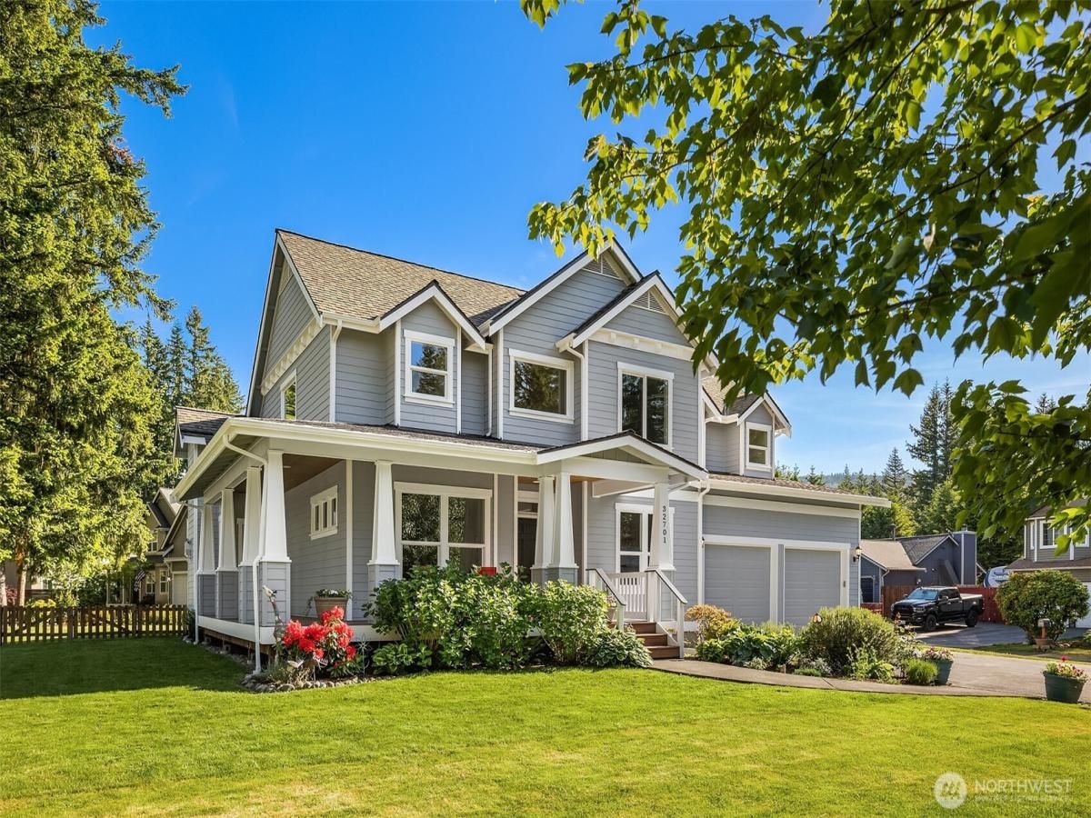 MLS #NWM2423604 image #0