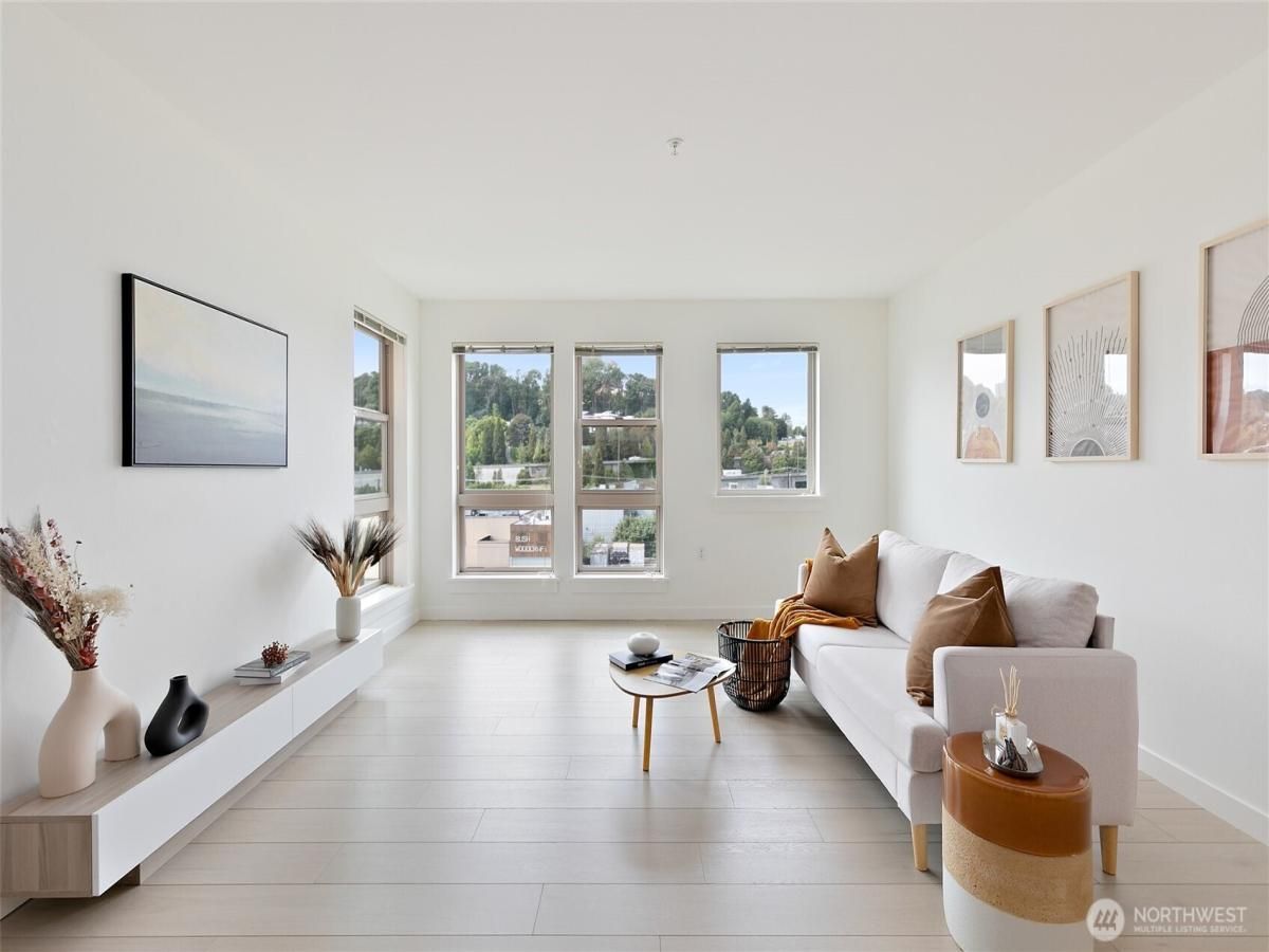 MLS #NWM2423694 image #0