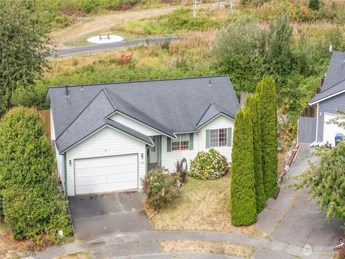 MLS #NWM2423727 image #0