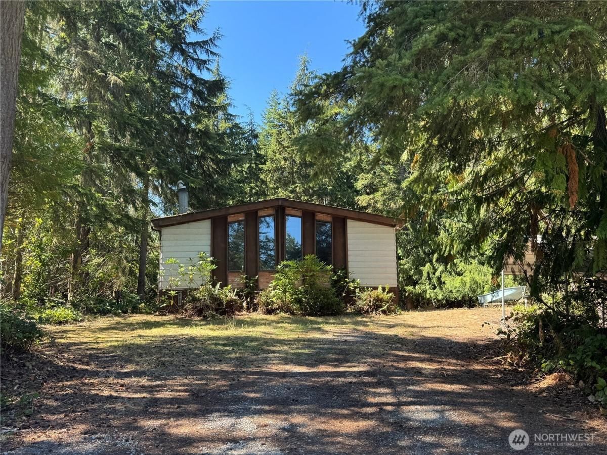 MLS #NWM2423841 image #0