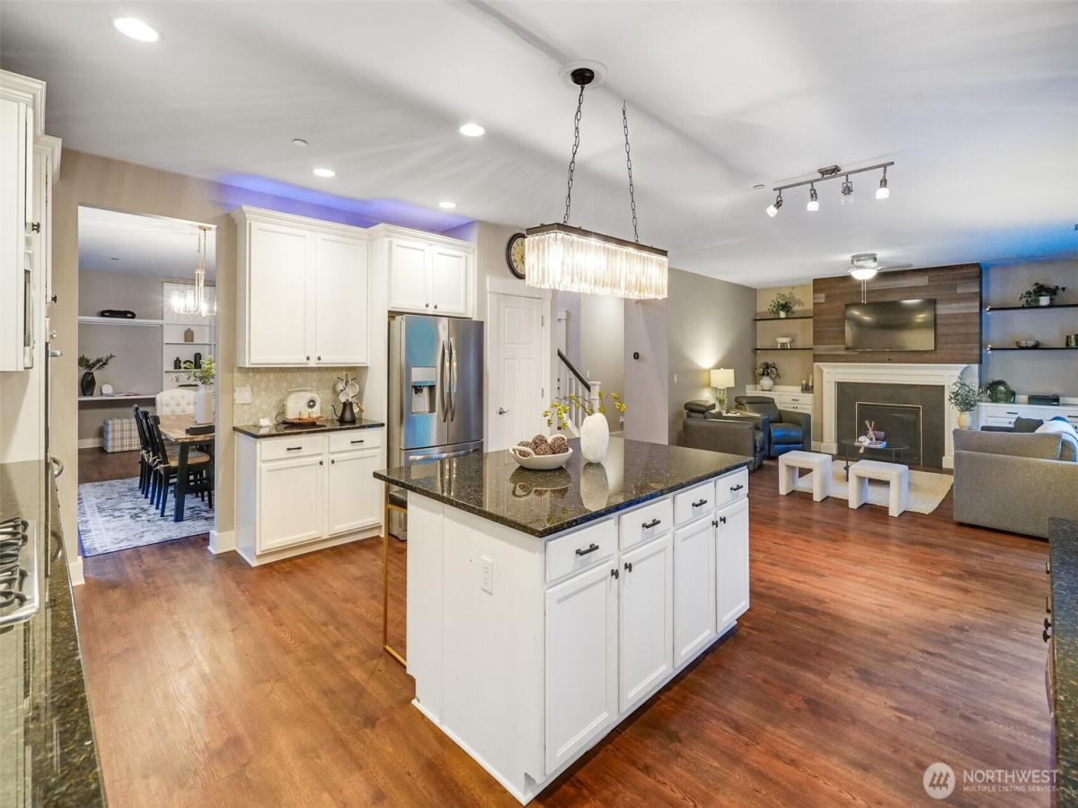 MLS #NWM2423856 image #0