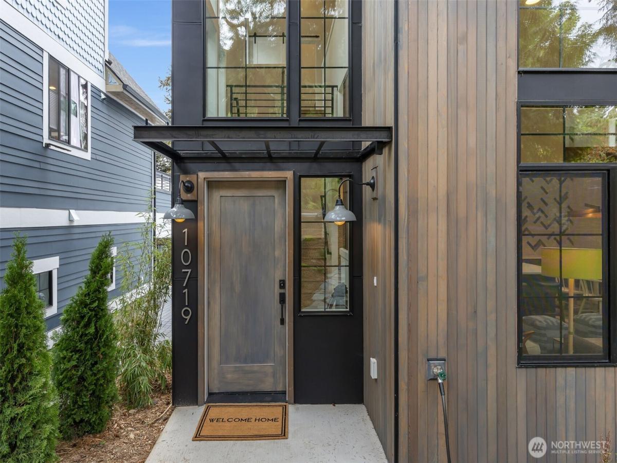 MLS #NWM2423860 image #0